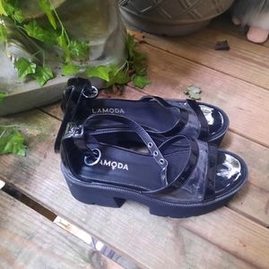 Lamoda Platform Sandals